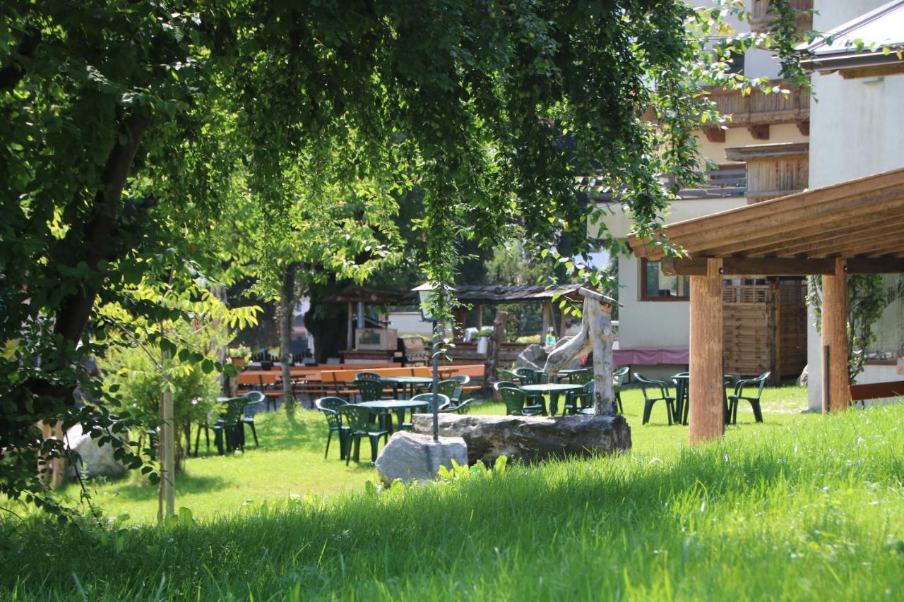 Gasthof Zum Lowen Aschau Im Zillertal Exterior photo